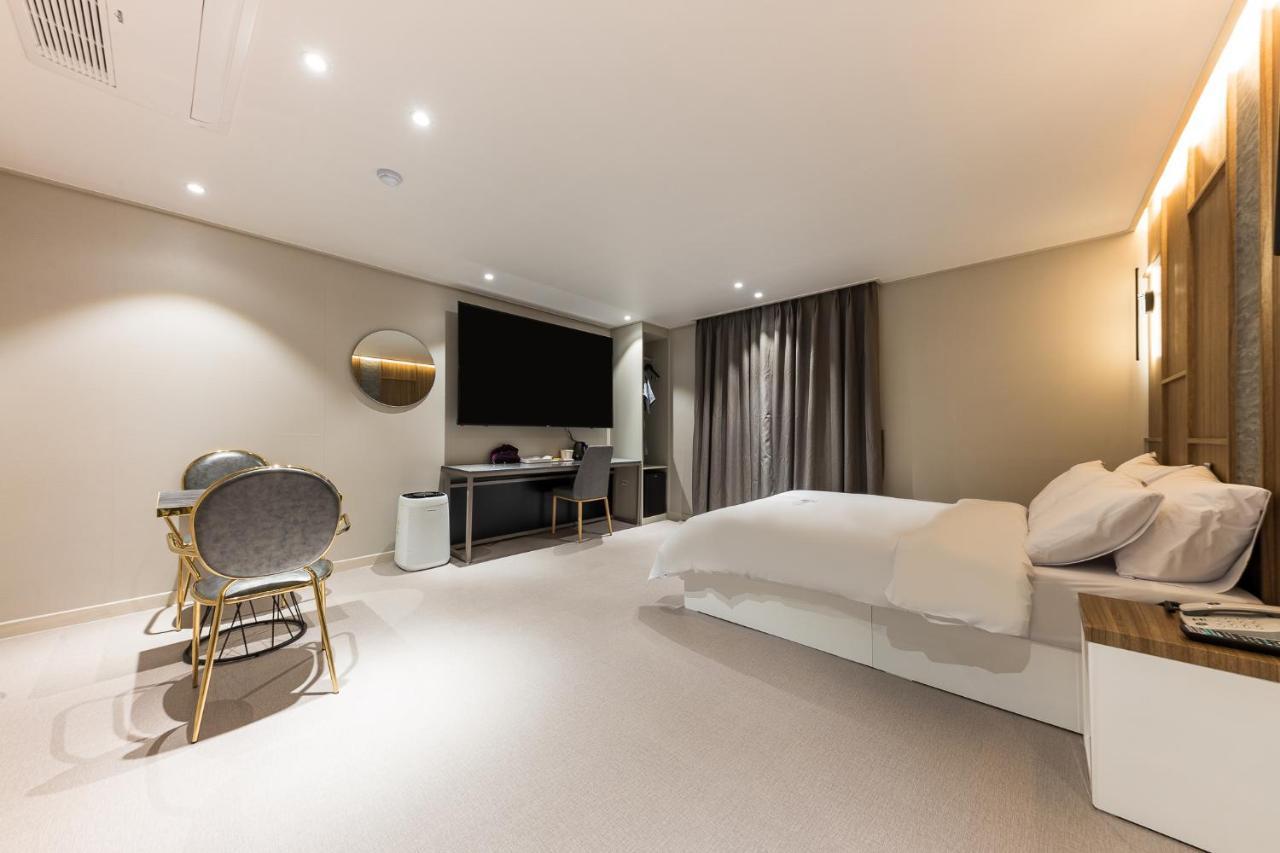 Hotel Lium Cheonan Luaran gambar