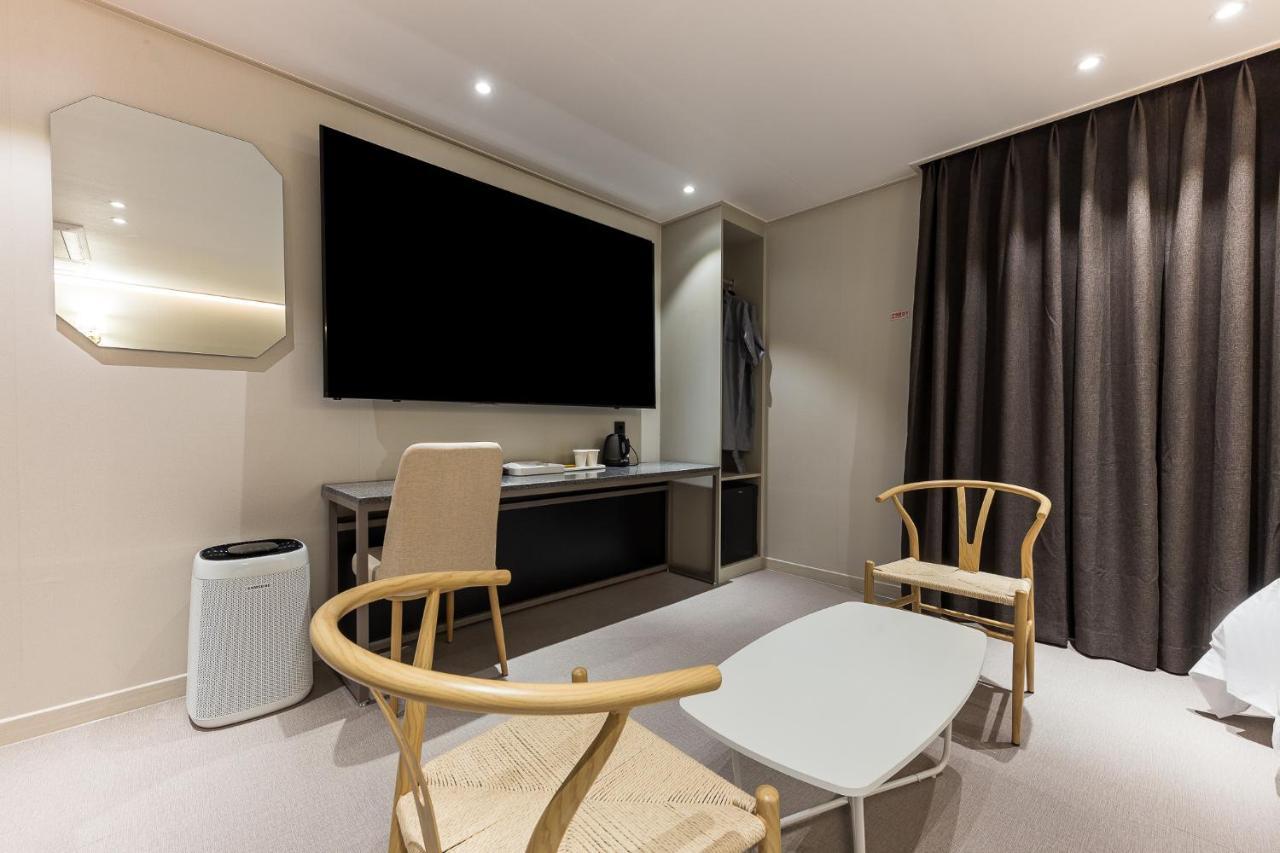Hotel Lium Cheonan Luaran gambar