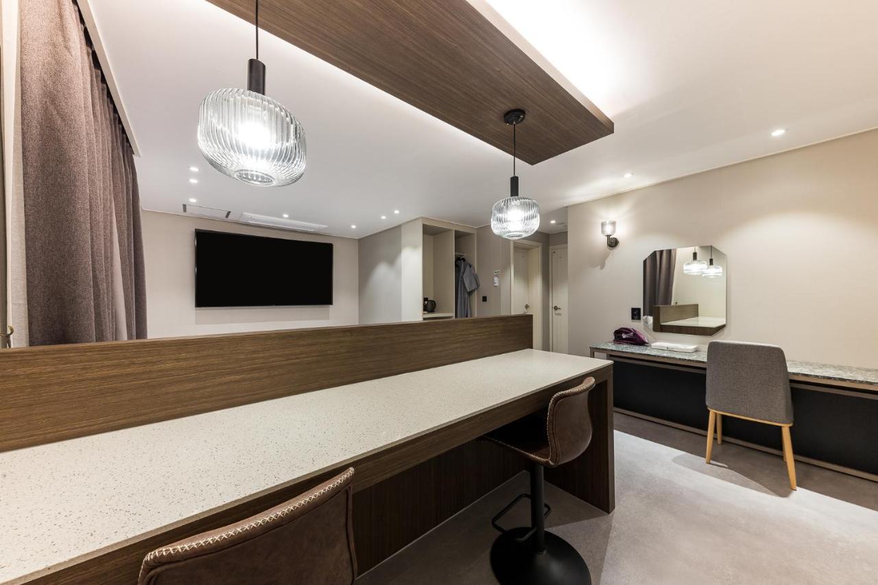 Hotel Lium Cheonan Luaran gambar