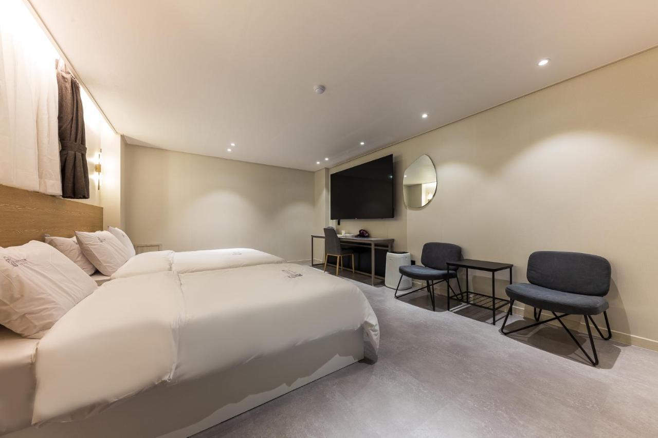 Hotel Lium Cheonan Luaran gambar