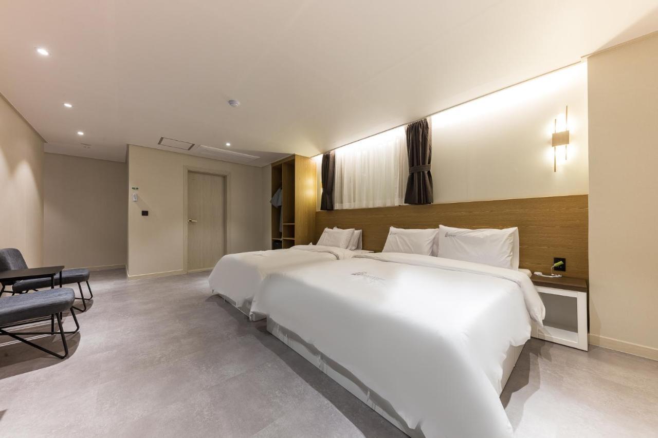 Hotel Lium Cheonan Luaran gambar