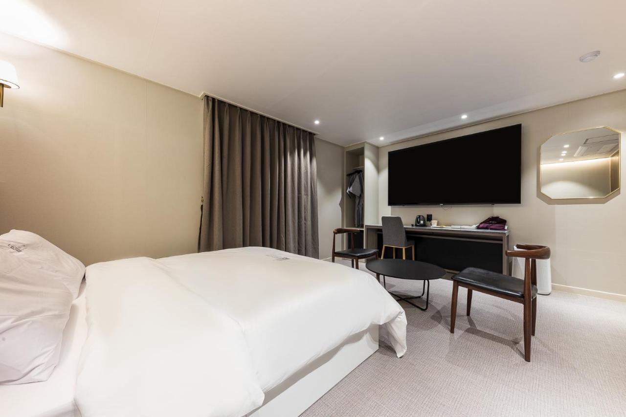 Hotel Lium Cheonan Luaran gambar